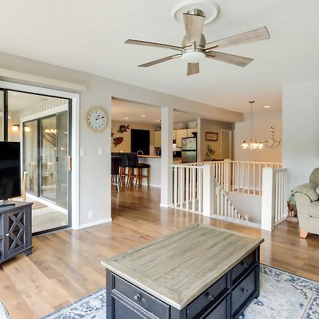 Lakefront Osage Beach Condo With Community Pool Kültér fotó