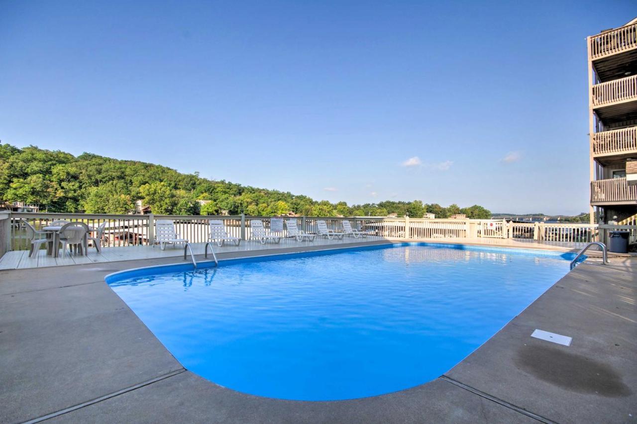 Lakefront Osage Beach Condo With Community Pool Kültér fotó