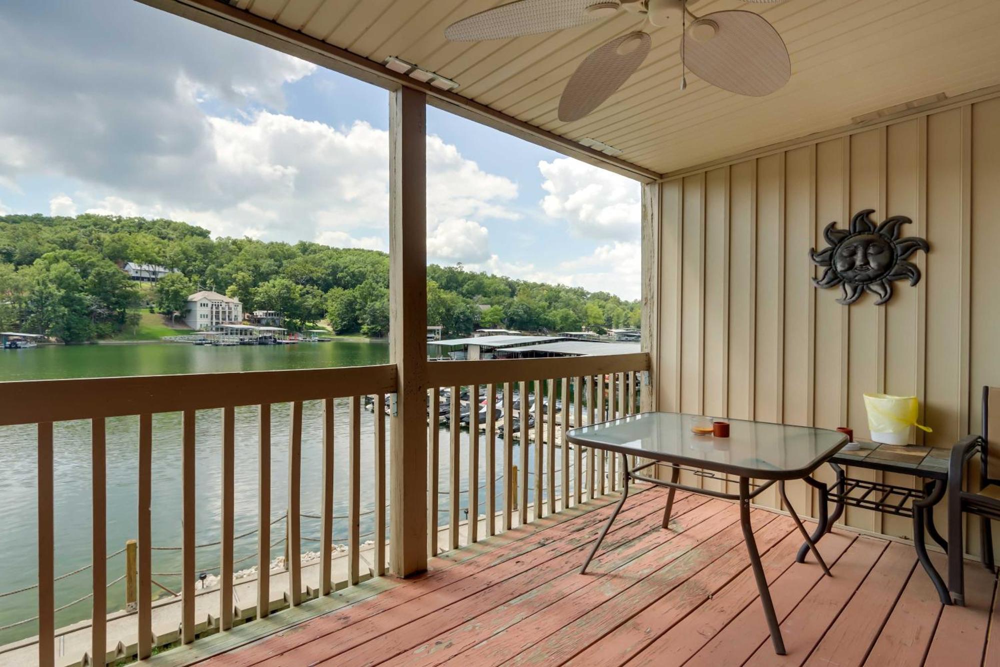 Lakefront Osage Beach Condo With Community Pool Kültér fotó
